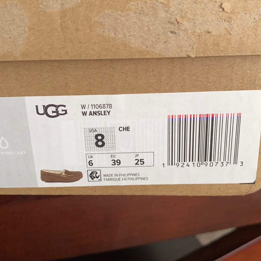 Ugg Ansley slipper ladies size 8